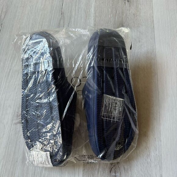 Victoria Secret PINK Pillow Slipper Slides Navy L NWT in packaging - Picture 4 of 4